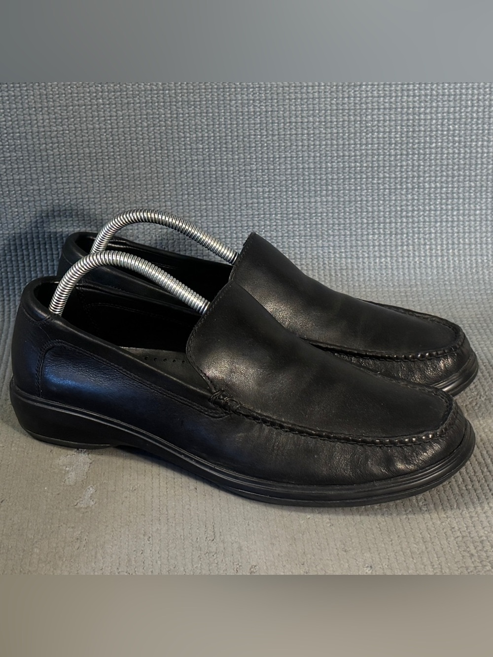 Cole Haan C11405 Keating Black Leather Moc Venetian Loafer Shoes Men's Size 8.5